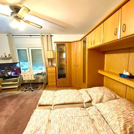 Gemuetliches Vollausgestattetes Appartement In Messenaehe * Köln
