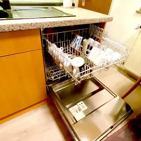 Gemuetliches Vollausgestattetes Appartement In Messenaehe Lejlighed *