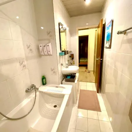 Gemuetliches Vollausgestattetes Appartement In Messenaehe Köln